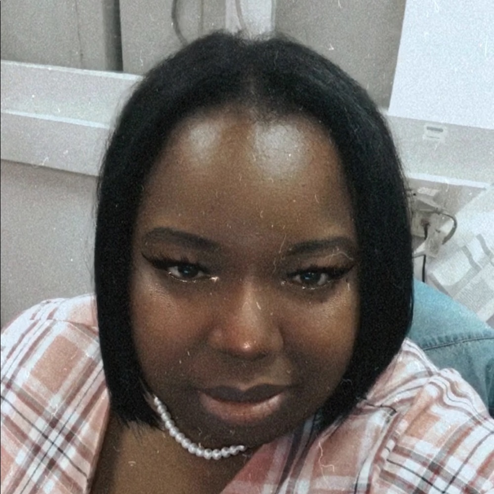 Meet your Posher, Shivon